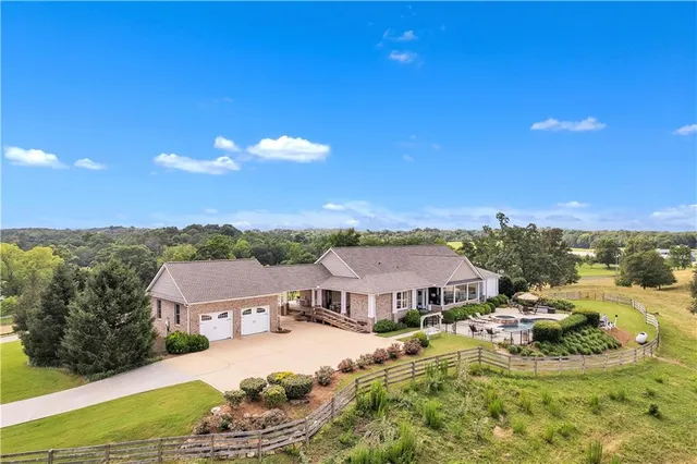 $1,299,000 | 702 Cash Road Southeast, Calhoun, GA 30701