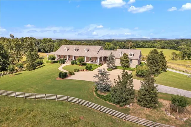 $1,299,000 | 702 Cash Road Southeast, Calhoun, GA 30701