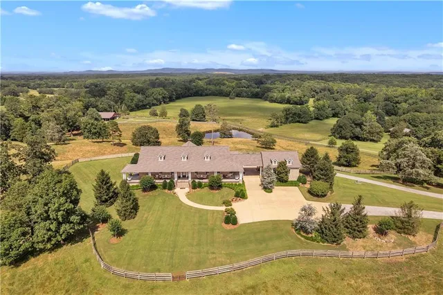 $1,299,000 | 702 Cash Road Southeast, Calhoun, GA 30701