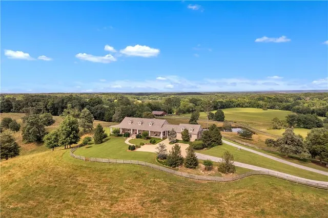 $1,299,000 | 702 Cash Road Southeast, Calhoun, GA 30701