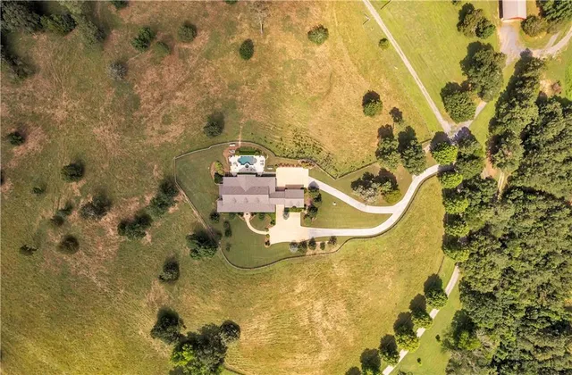 $1,299,000 | 702 Cash Road Southeast, Calhoun, GA 30701