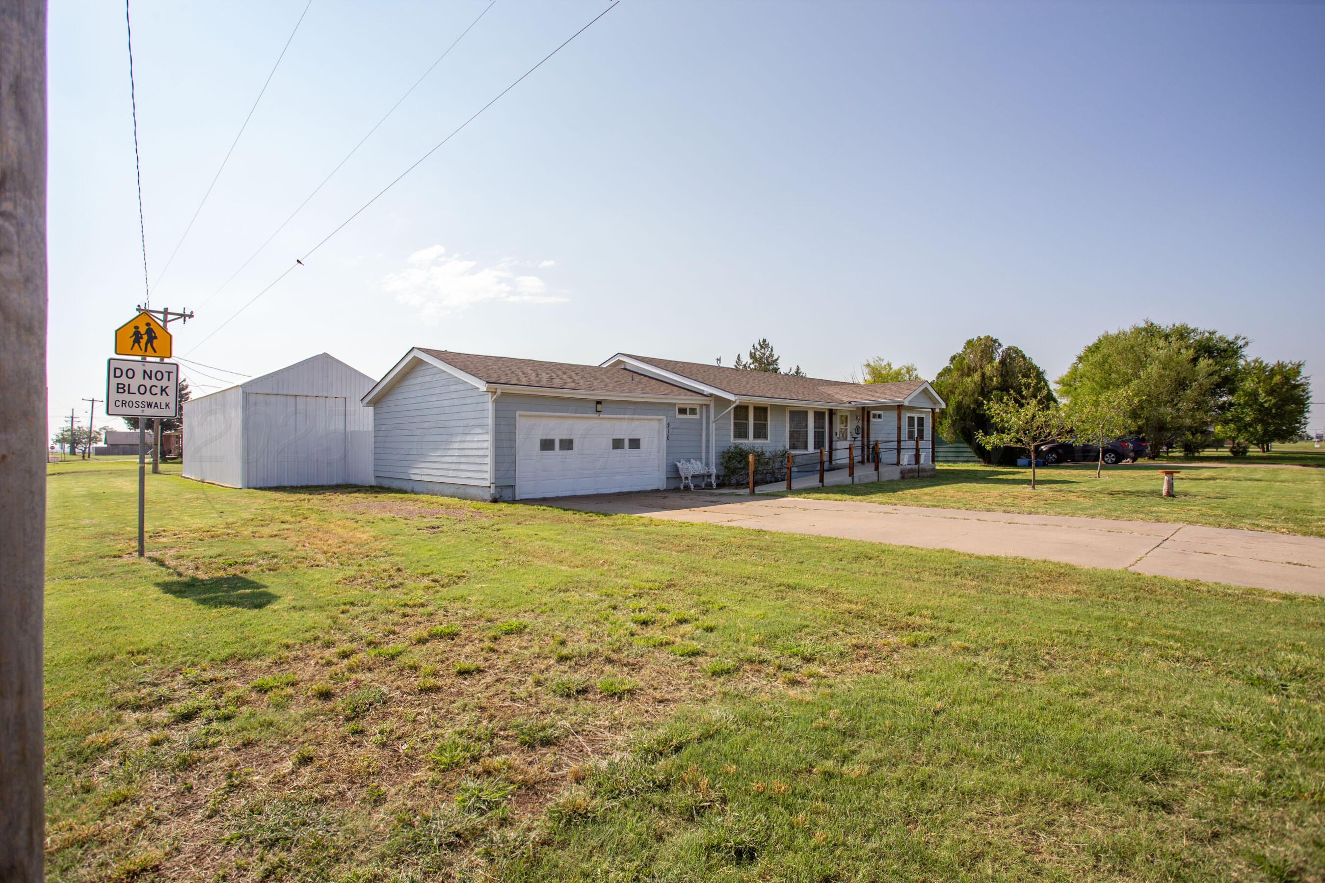 210 North 3rd Street Vega, TX 79092 - Photo 2 of 25 Front View