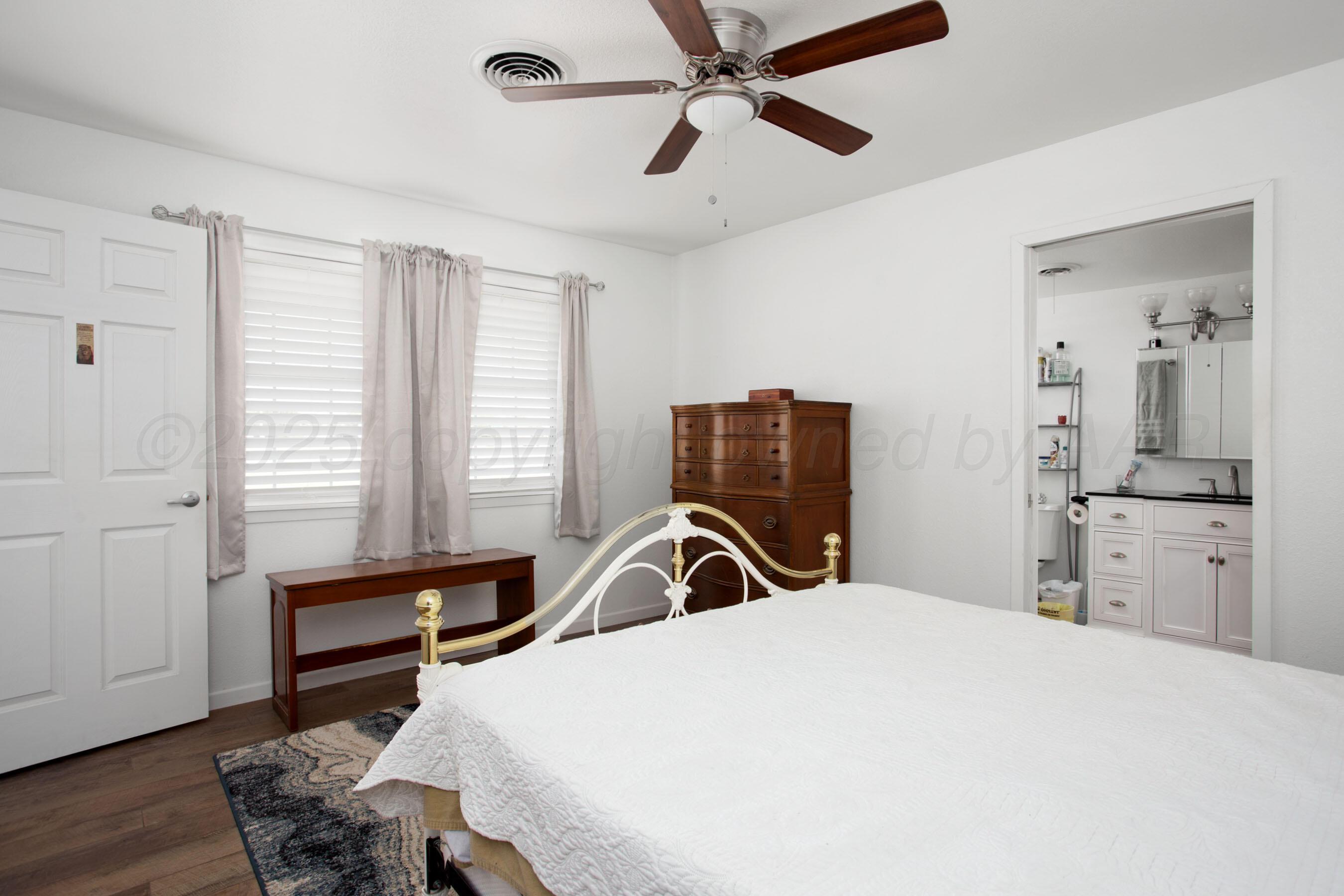 210 North 3rd Street Vega, TX 79092 - Photo 10 of 25 Master Bedroom View