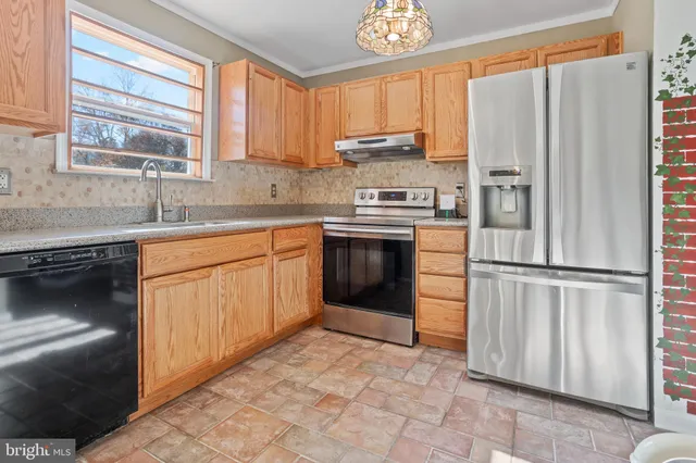 $499,900 | 7410 Dakota Avenue, Chesapeake Beach, MD 20732