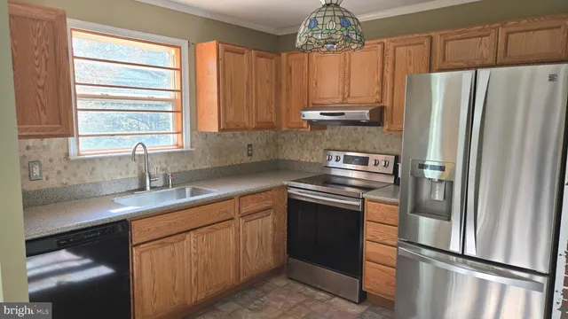 $499,900 | 7410 Dakota Avenue, Chesapeake Beach, MD 20732