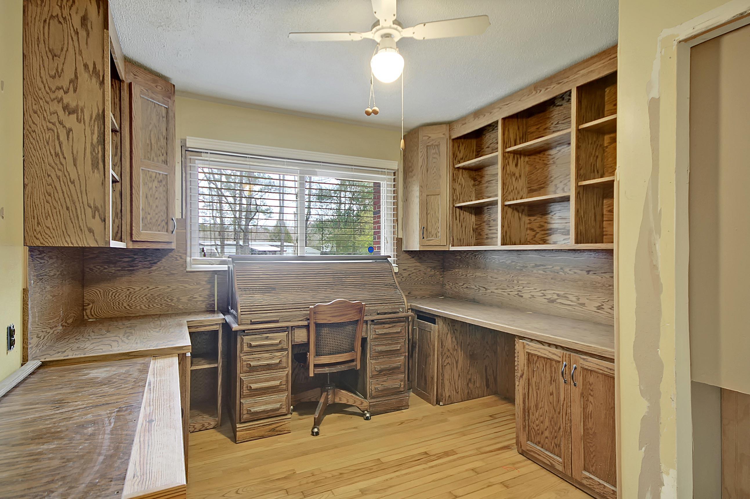 2916 Otranto Road North Charleston, SC 29406 - Photo 13 of 29 CREM_2916 Otranto_022