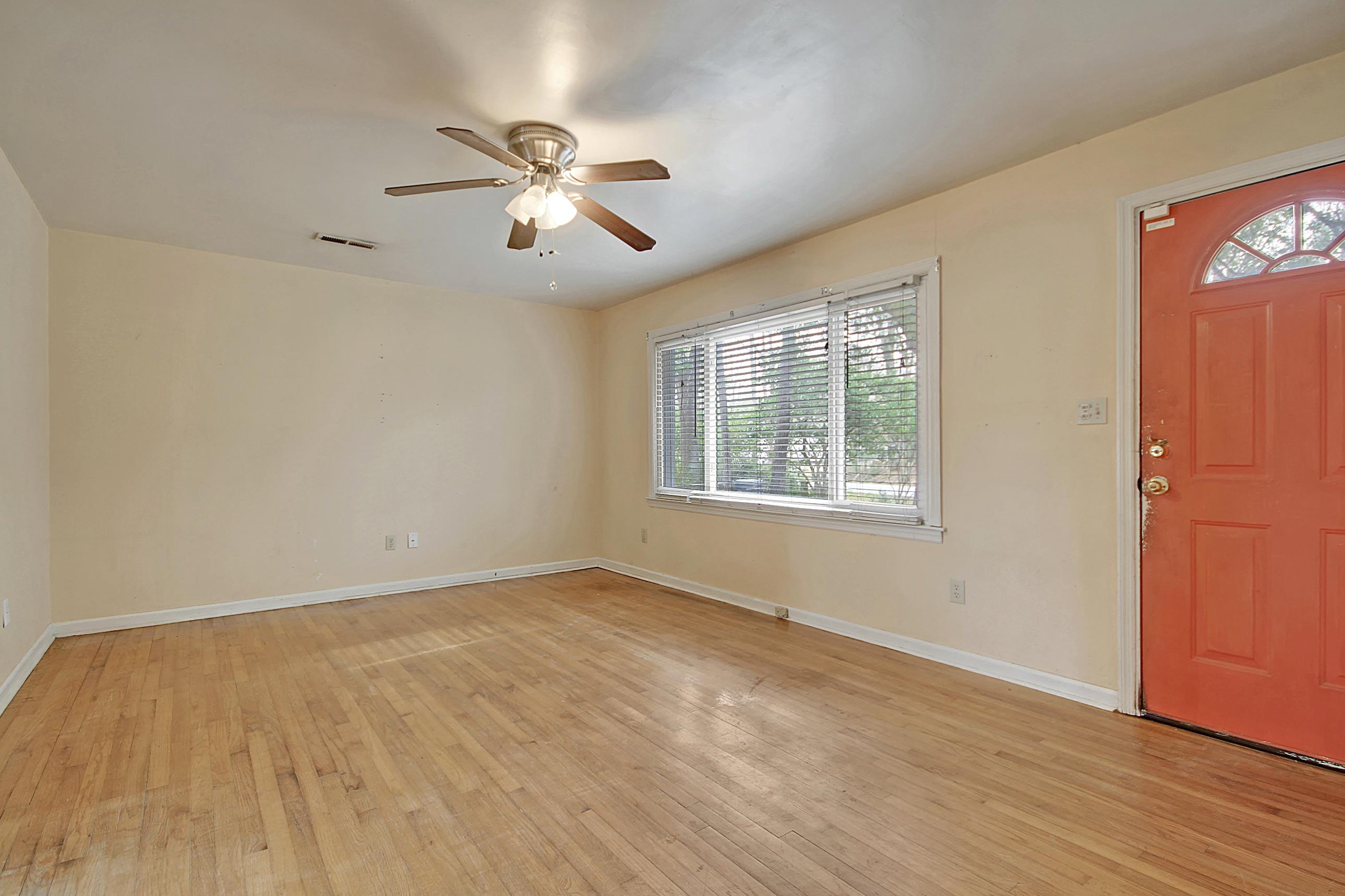 2916 Otranto Road North Charleston, SC 29406 - Photo 6 of 29 CREM_2916 Otranto_029