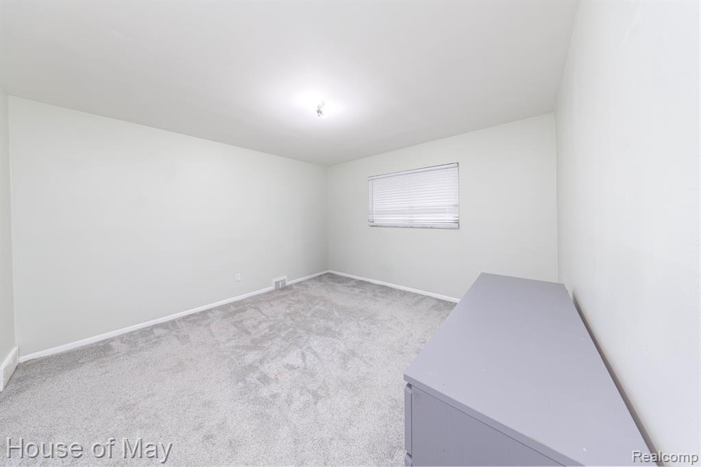 1245 Derby Road, Unit 2 Birmingham, MI 48009 - Photo 9 of 14