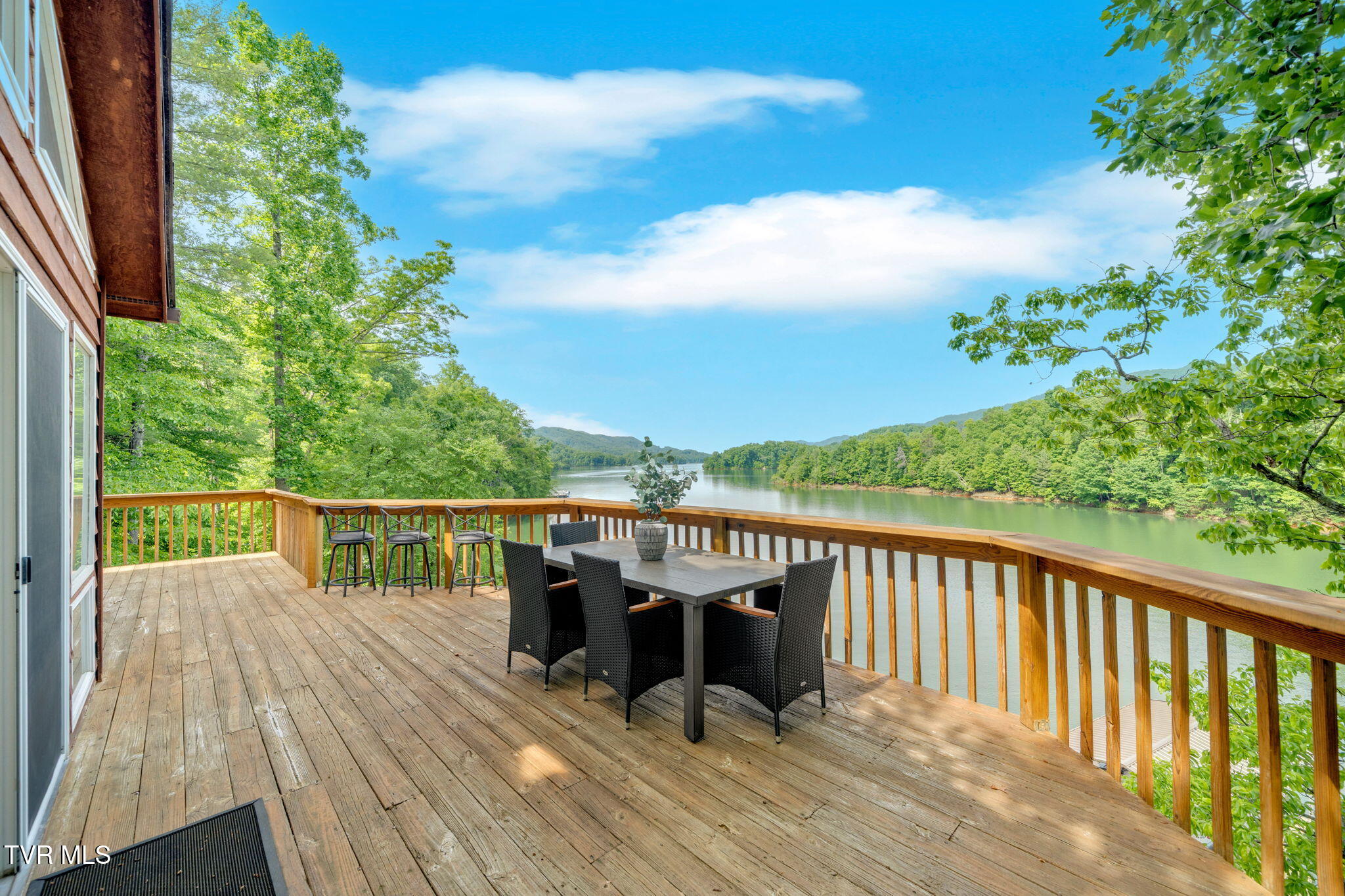 310 Cove Ridge Lane Butler, TN 37640 - Photo 24 of 64 IMG_2810