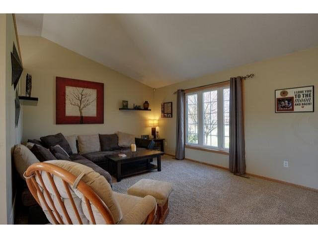 1021 Sparrow Road Waconia, MN 55387 - Photo 3 of 18 Gallery Image 3