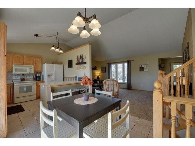 1021 Sparrow Road Waconia, MN 55387 - Photo 6 of 18 Gallery Image 6