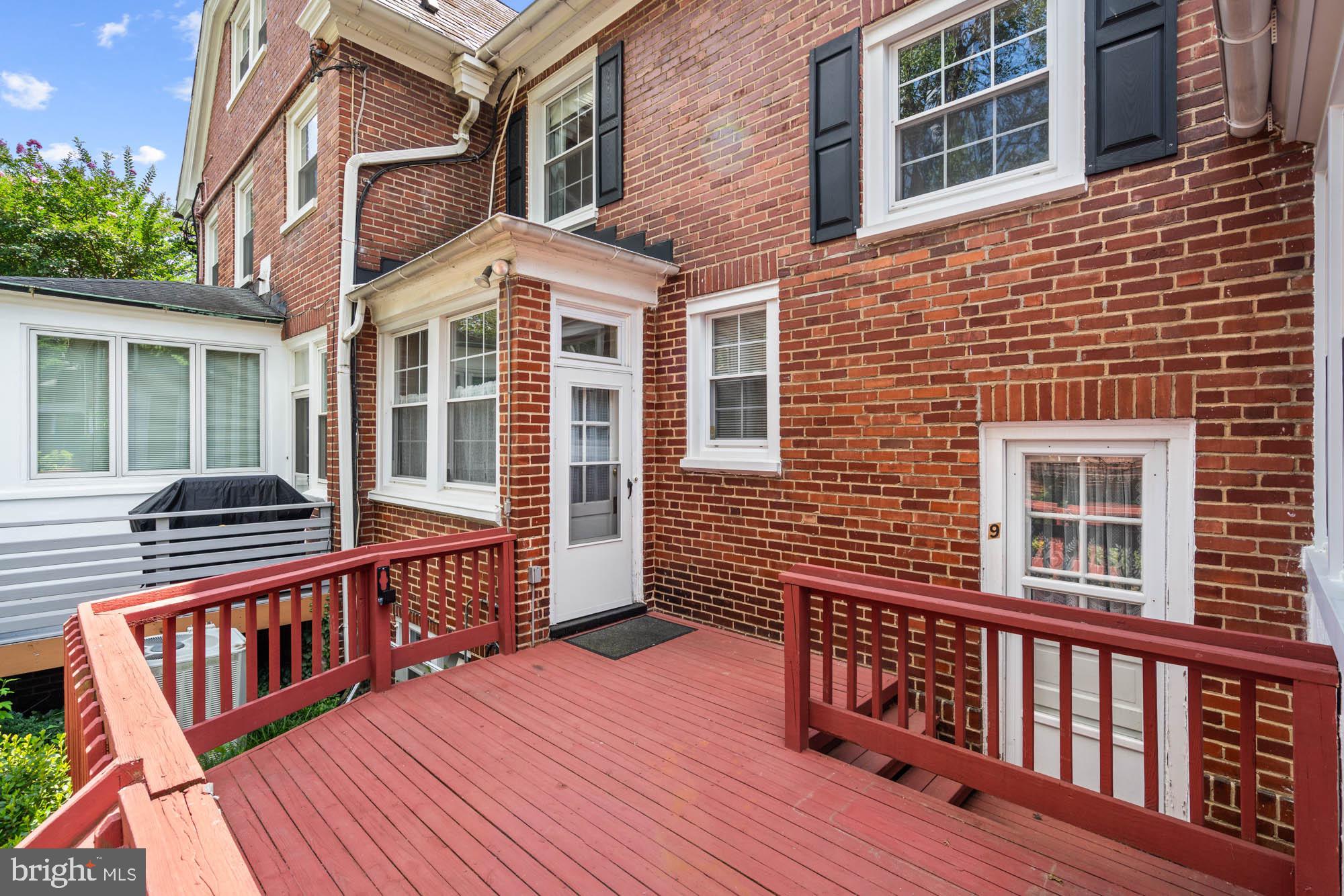 3933 Canterbury Road Baltimore, MD 21218 - Photo 22 of 60