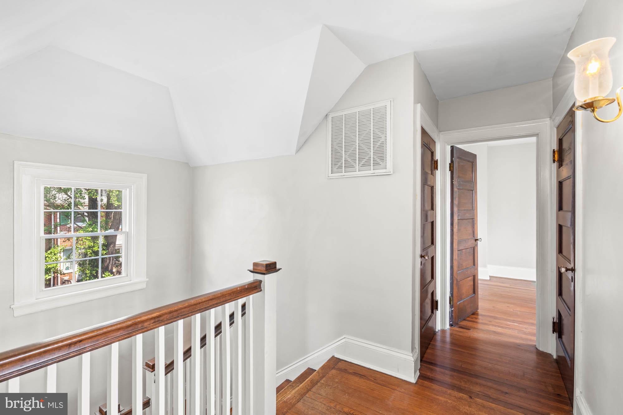 3933 Canterbury Road Baltimore, MD 21218 - Photo 41 of 60