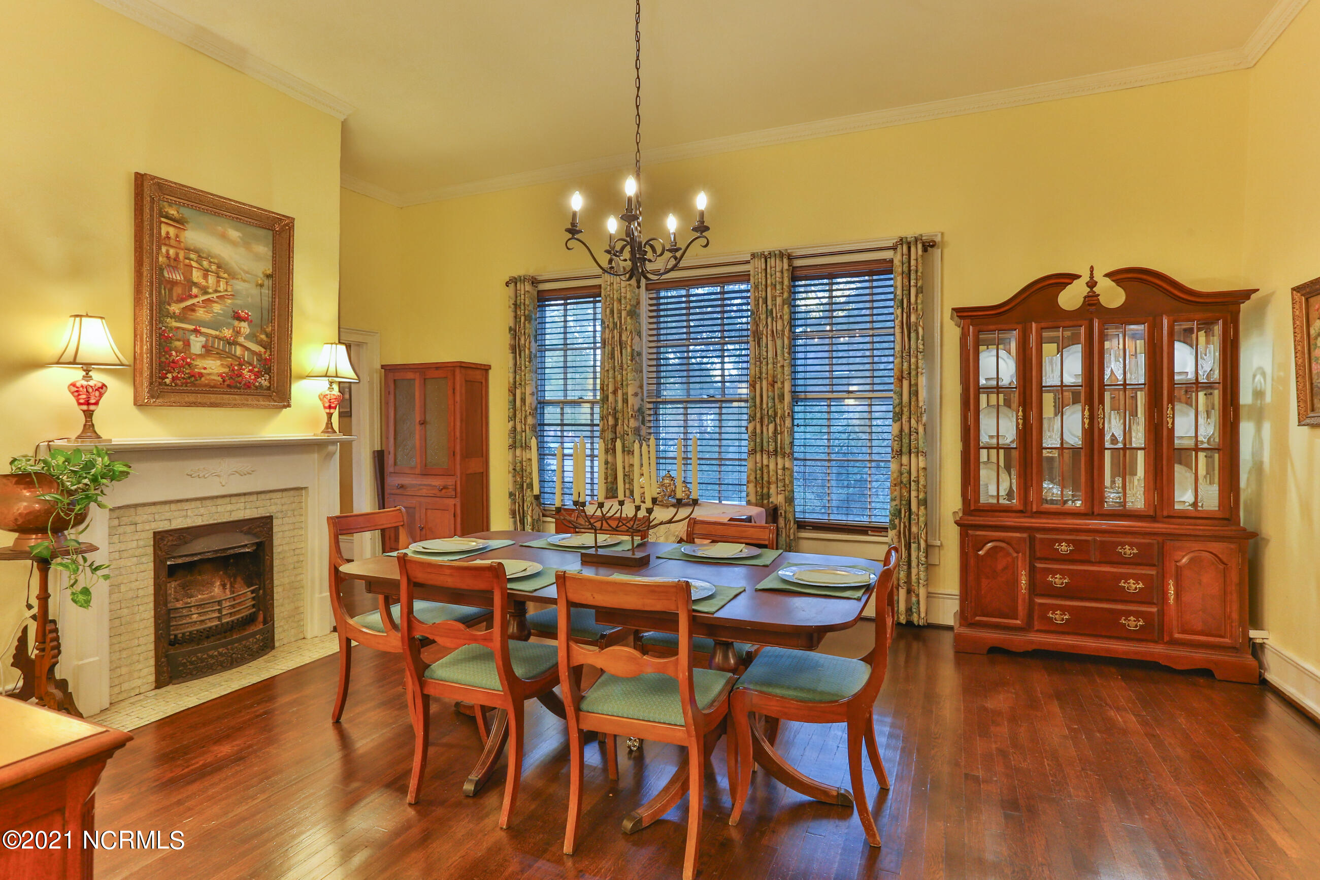 1020 Fayetteville Road Rockingham, NC 28379 - Photo 21 of 85 Formal dining room