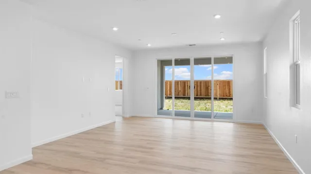 $512,950 | 1078 Camomile Drive, Plumas Lake, CA 95961