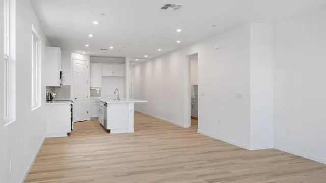 $512,950 | 1078 Camomile Drive, Plumas Lake, CA 95961