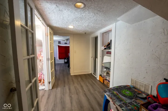 $369,999 | 198 West King Street, Franklin, IN 46131