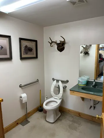 $435,000 | 264 South 152nd Avenue, Unit CABIN & 20 ACRES, Shelby, MI 49455