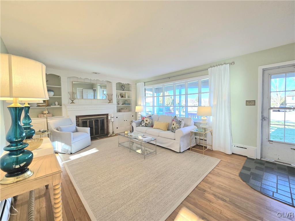 3455 Kipling Circle Bethlehem, PA 18017 - Photo 6 of 30 Living Room