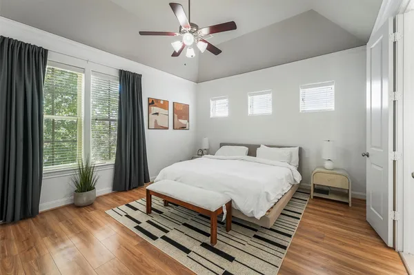 $3,300 | 5612 Kiam Street, Houston, TX 77007