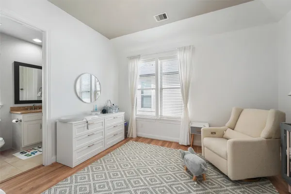 $3,300 | 5612 Kiam Street, Houston, TX 77007