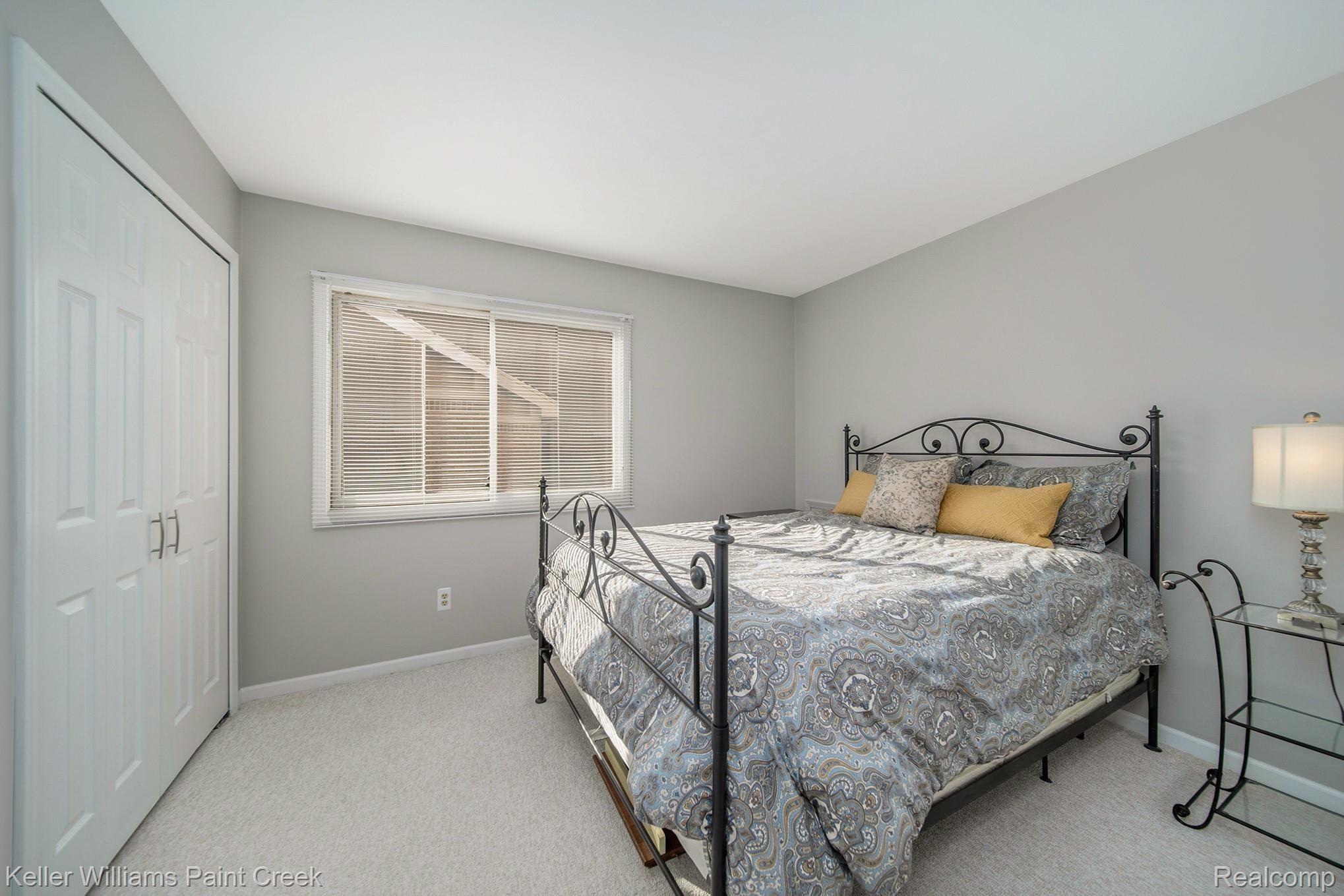 1652 Hillside Lane Rochester, MI 48307 - Photo 17 of 32 Hillside_13.jpg