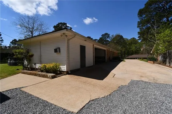 $245,000 | 184 Woodcliff Circle, Pineville, LA 71360
