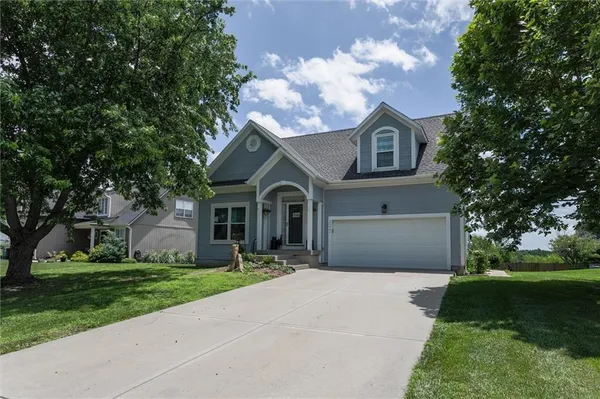 $400,000 | 20461 West 201st Street, Spring Hill, KS 66083