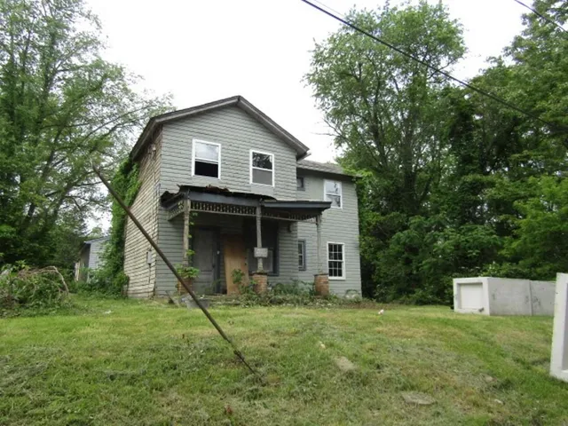 $44,900 | 2311 11th Avenue, Beaver Falls, PA 15010