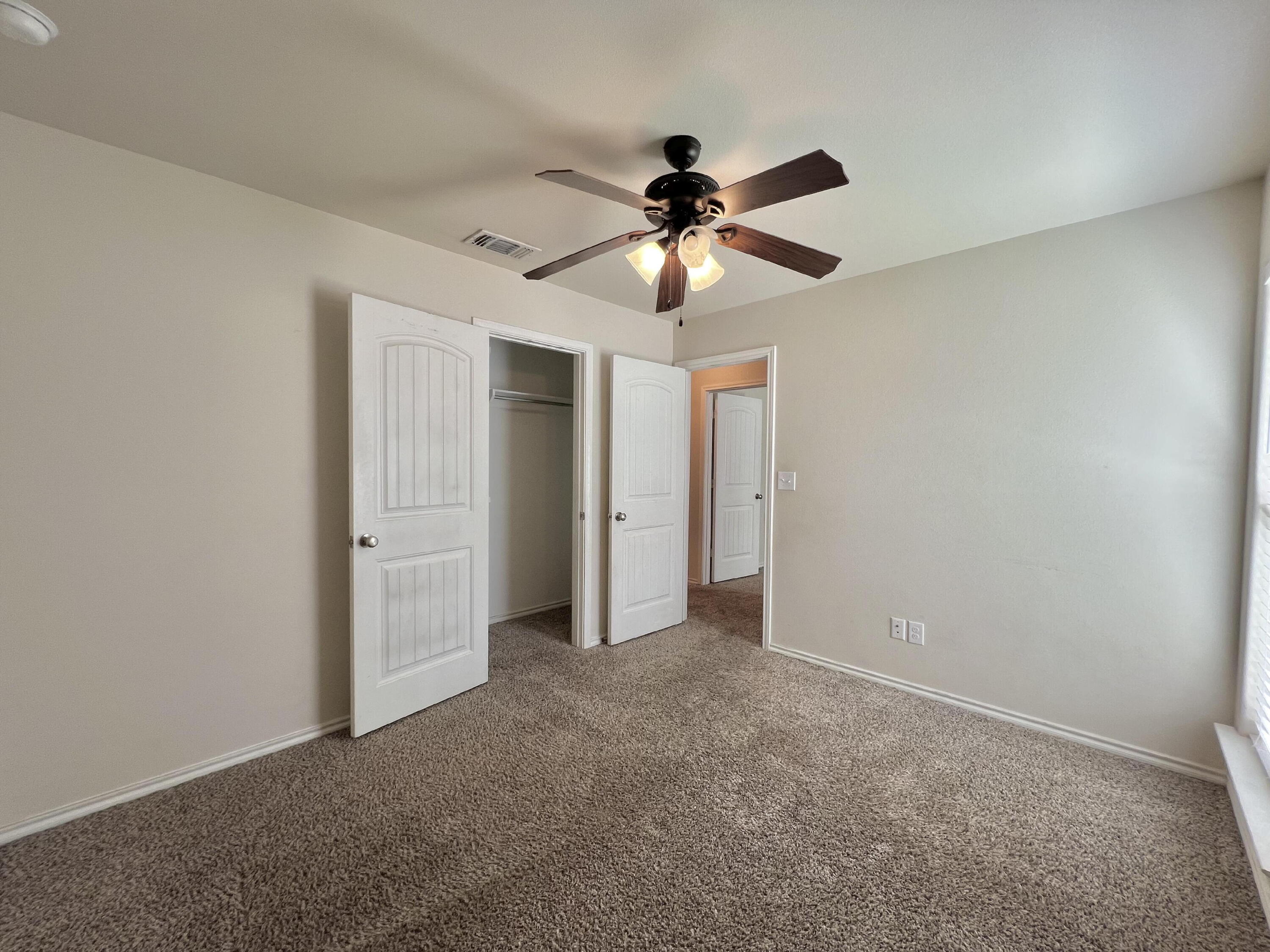 7415 103rd Street Lubbock, TX 79424 - Photo 4 of 19 29E97377-140B-41F9-A533-FE88B6F30DCA_1_2