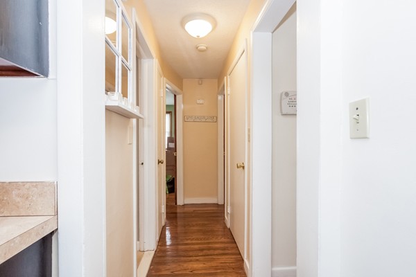 259 Draper Street Springfield, MA 01108 - Photo 13 of 27