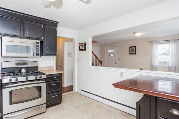 259 Draper Street Springfield, MA 01108 - Photo 10 of 27