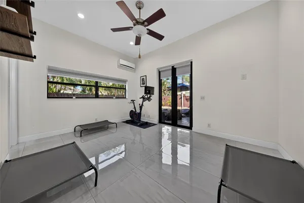 $10,500 | 2211 Northeast 43rd Street, Lighthouse Point, FL 33064