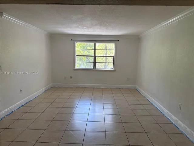 $1,800 | 17255 Southwest 95th Avenue, Unit 213, Palmetto Bay, FL 33157