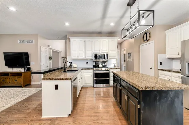 $500,000 | 12741 South Hagan Street, Olathe, KS 66062