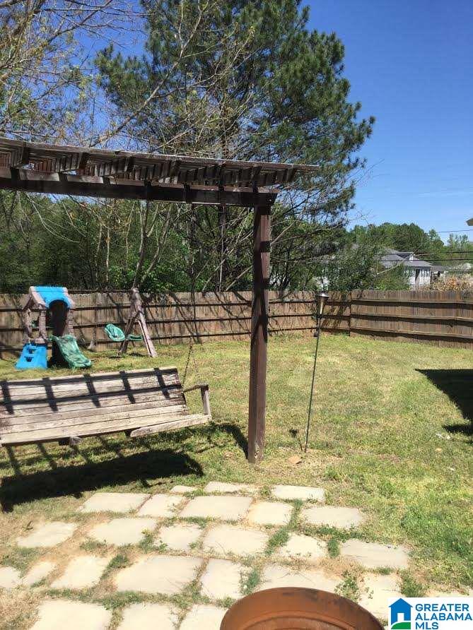 100 Lake Terrace Alabaster, AL 35007 - Photo 17 of 18