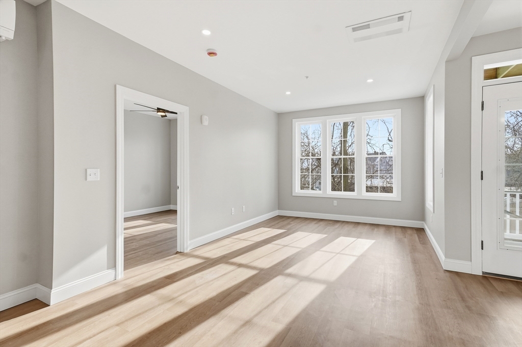 8 Vine Street, Unit 4 Haverhill, MA 01830 - Photo 9 of 21