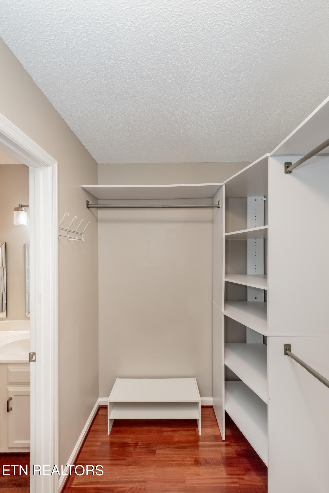 1404 Wenlock Road Knoxville, TN 37922 - Photo 26 of 41 Gallery Image 26