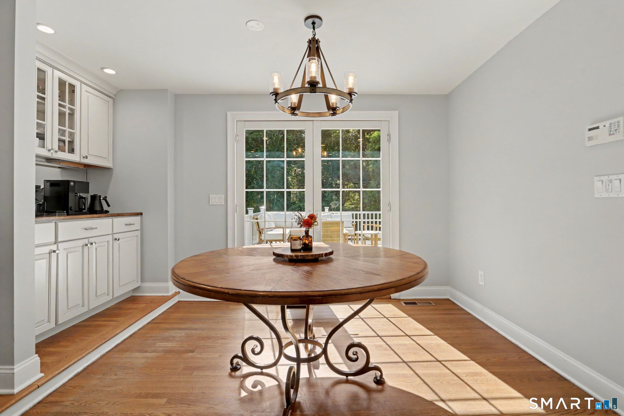 25 Sunset Hill Road Wilton, CT 06897 - Photo 9 of 33