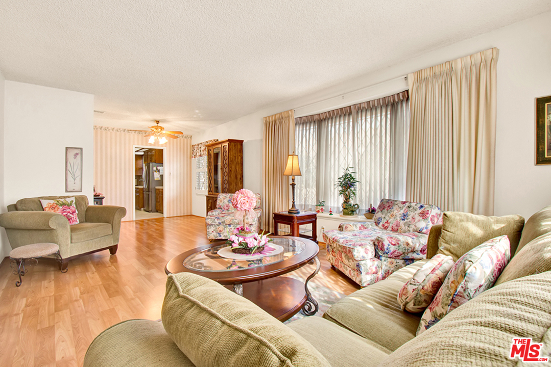 739 East Fairmount Road Burbank, CA 91501 - Photo 12 of 14