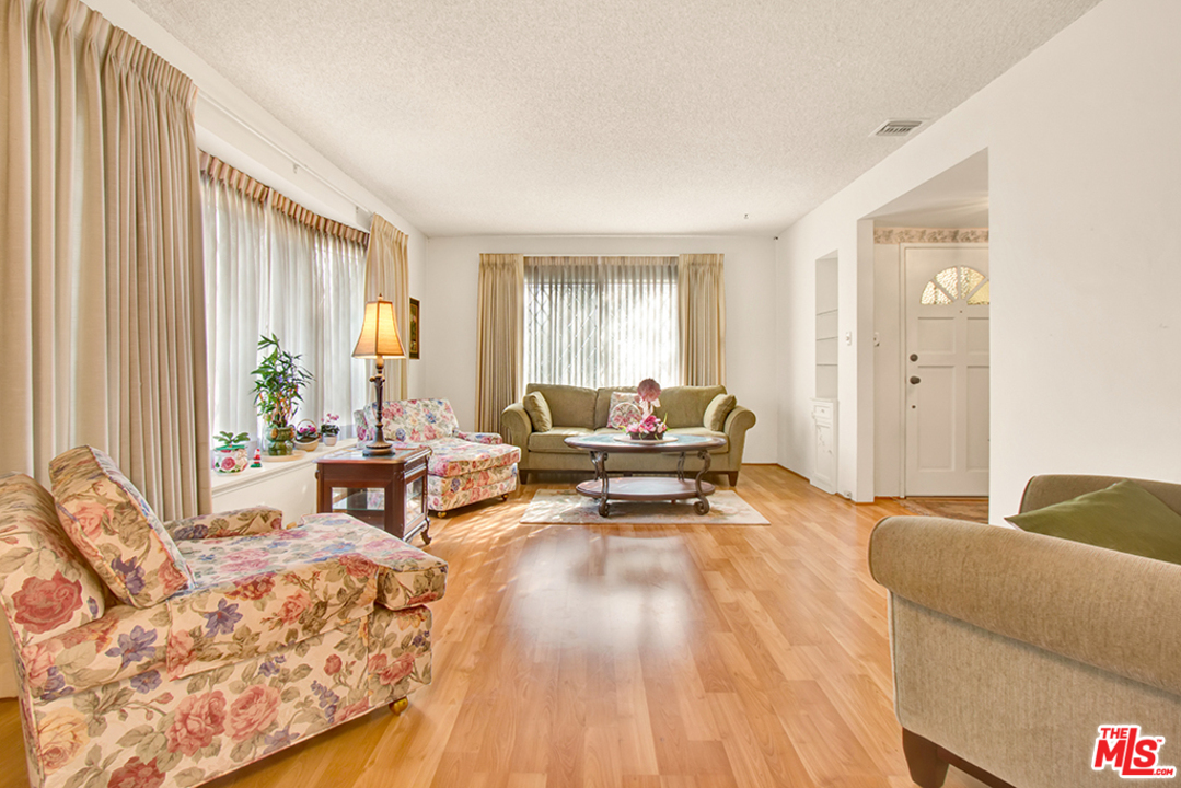 739 East Fairmount Road Burbank, CA 91501 - Photo 10 of 14