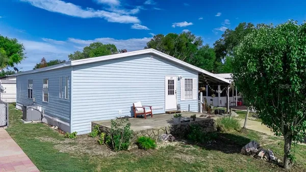 $185,000 | 125 Pine Tree Drive, DeBary, FL 32713