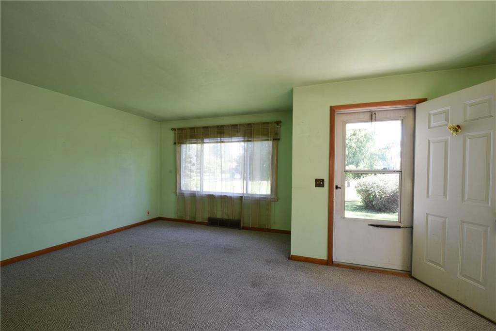 2447 Cottingham Road North Springfield, OH 45502 - Photo 4 of 16