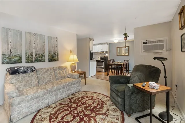 $159,900 | 32 Watertree Drive, De Witt, NY 13057