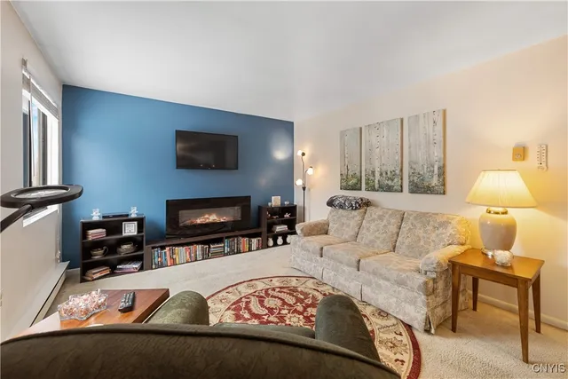 $159,900 | 32 Watertree Drive, De Witt, NY 13057