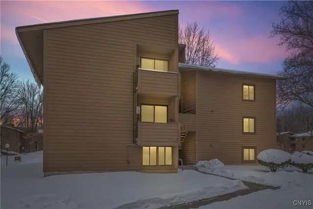 $159,900 | 32 Watertree Drive, De Witt, NY 13057