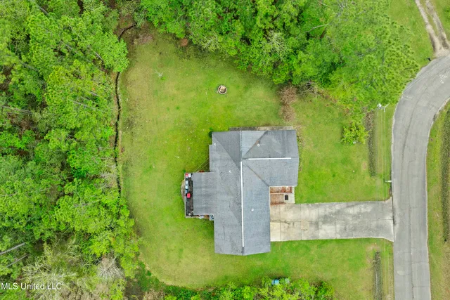 $174,900 | 15075 Ponotoc Drive, Kiln, MS 39556