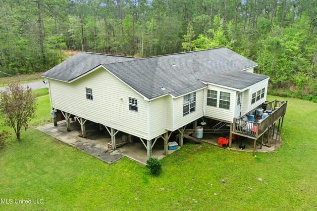 $174,900 | 15075 Ponotoc Drive, Kiln, MS 39556