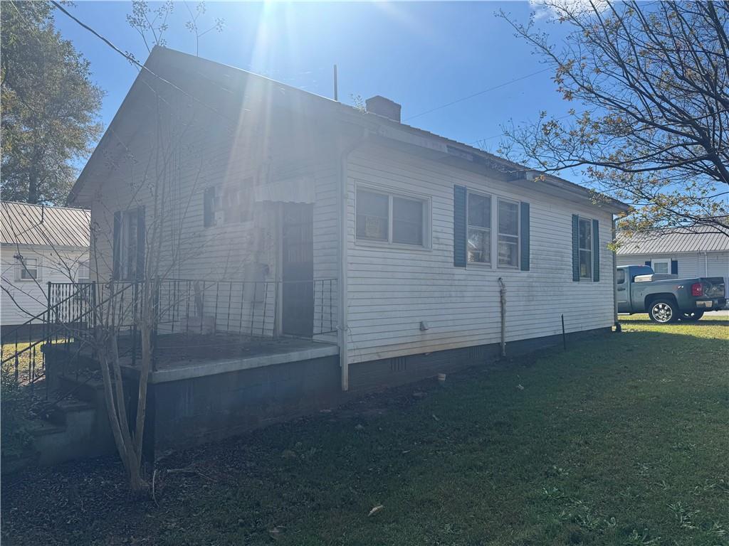 1201 Goddard Avenue Seneca, SC 29678 - Photo 3 of 13