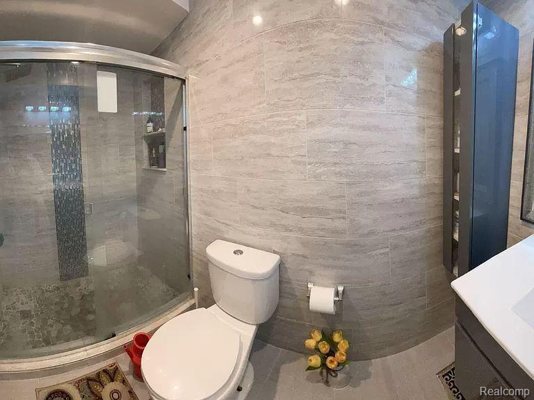 43807 Oakbrook Road Canton, MI 48187 - Photo 13 of 23